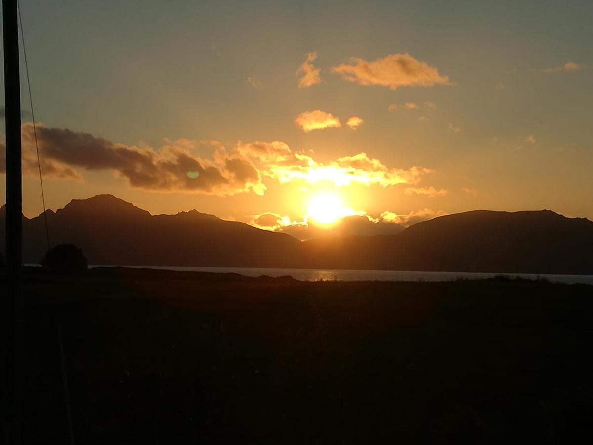 Midnattsolveien 3158,Sommarhusstrand Laukvik Lofoten Norway Екстериор снимка